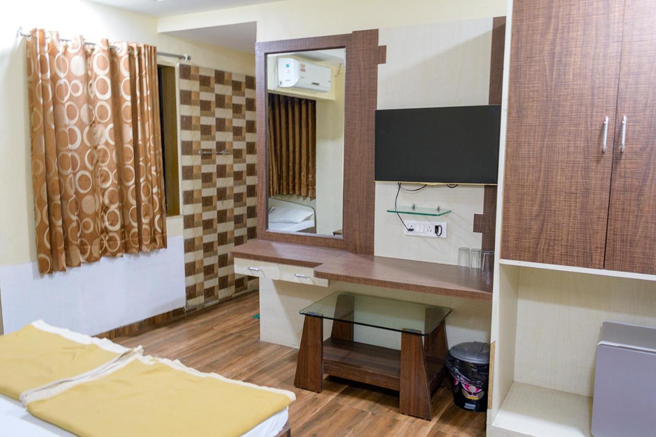 Hotel Mukesh Residency Pune Exterior photo